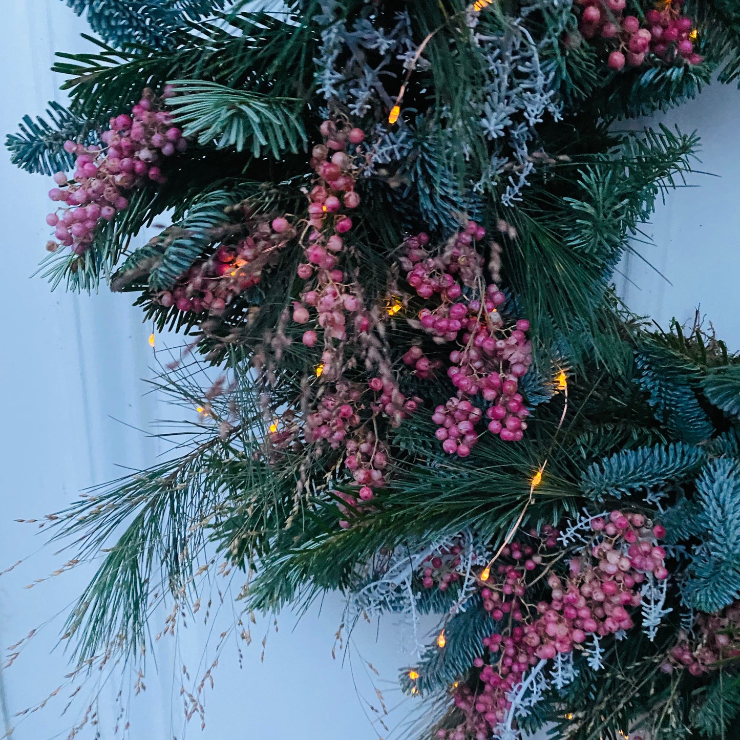 Natural Pepperberry| Fresh Christmas Door Wreath