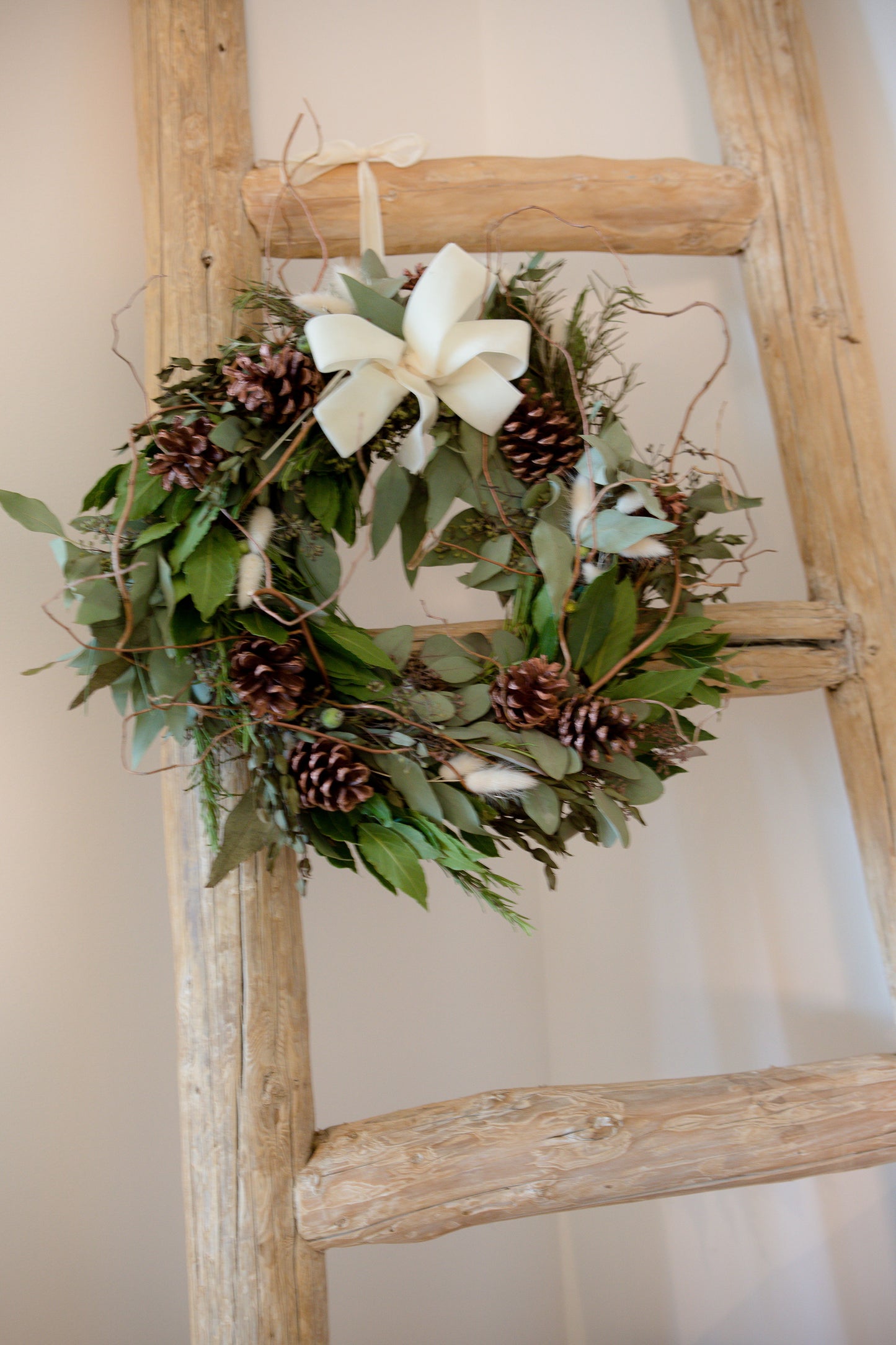 Festive Frost | Fresh Christmas Wreath with luxury cream bow