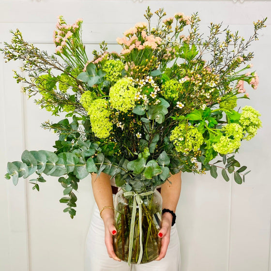 Wild Wonder | Vase Arrangement - Chobham Flowers #Exquisite